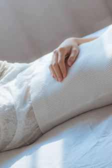 女大学生沙龙室在线观看